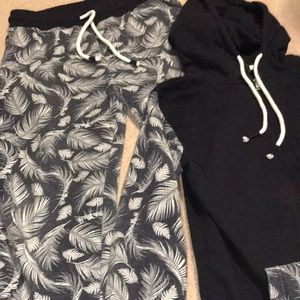 Men’s Track set 2 pieces 🏝 palm tree sweats small